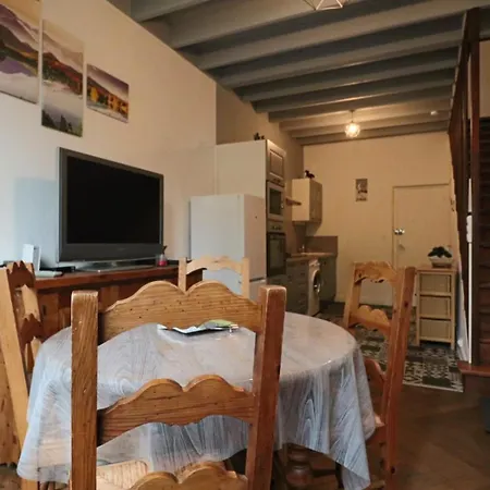 Le Metrocosy Apartman *